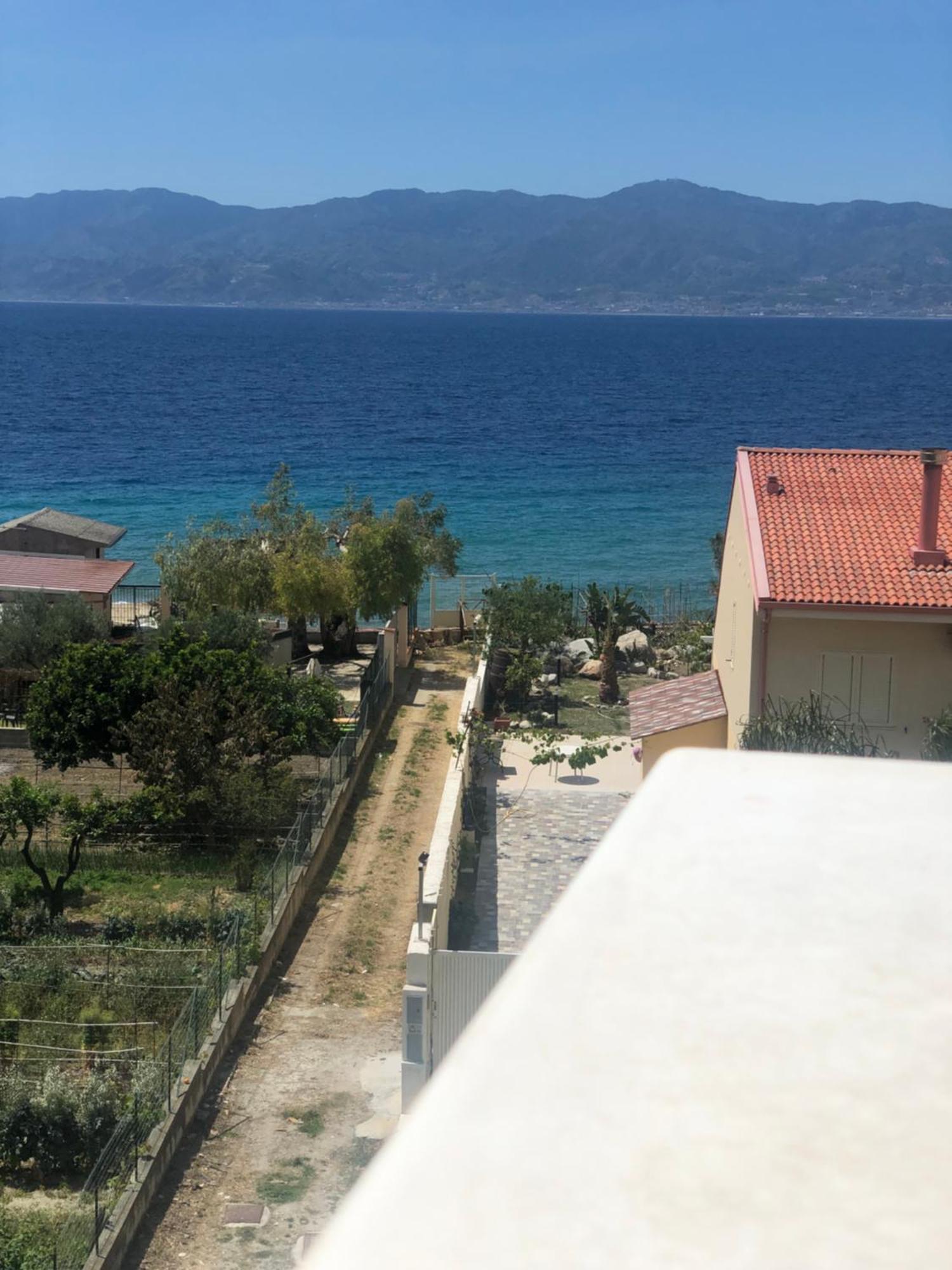 Thalassa Suite & Spa Реджо ди Калабрия Екстериор снимка